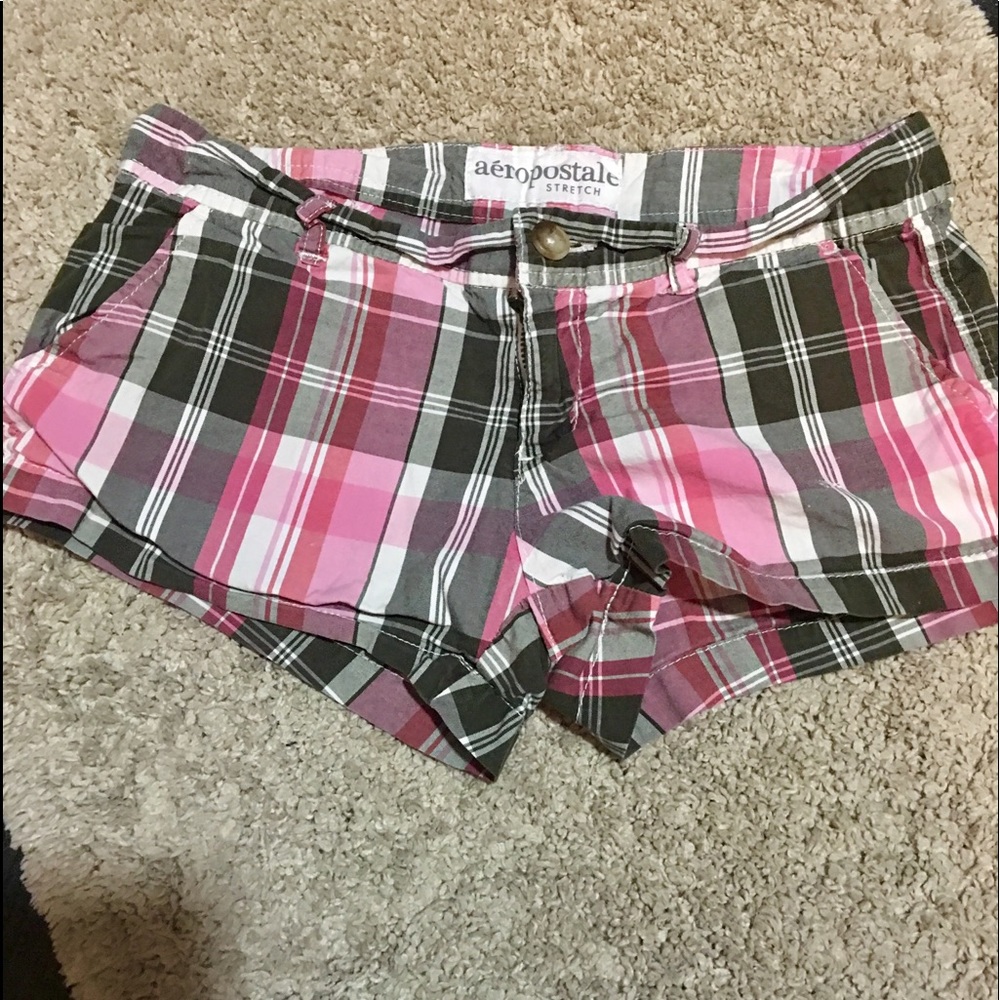 Aeropostale Plaid shorts size: 1/2